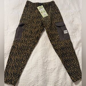 Cargo Sherpa Pants in Leopard